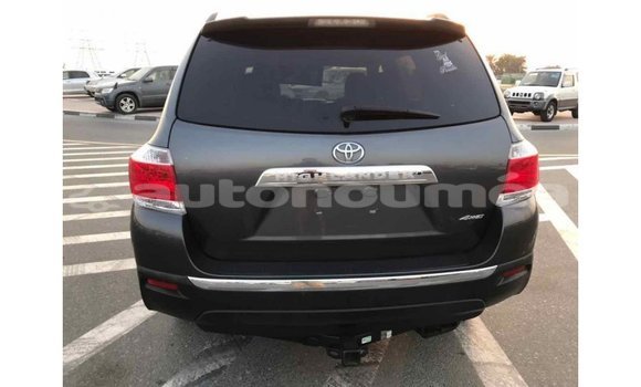 Acheter Import Voiture Toyota Highlander Autre à Import - Dubai, Iles Acheter Import Voiture Toyota Highlander Autre à Import - Dubai, Iles