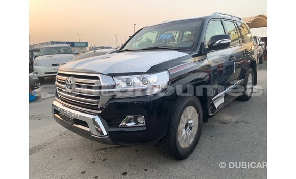 Buy Import Toyota Land Cruiser Black Car in Import - Dubai in Iles Buy Import Toyota Land Cruiser Black Car in Import - Dubai in Iles