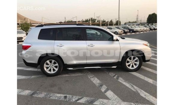 Acheter Import Voiture Toyota Highlander Autre à Import - Dubai, Iles Acheter Import Voiture Toyota Highlander Autre à Import - Dubai, Iles