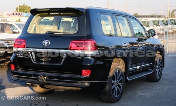 Buy Import Toyota Land Cruiser Black Car in Import - Dubai in Iles Buy Import Toyota Land Cruiser Black Car in Import - Dubai in Iles