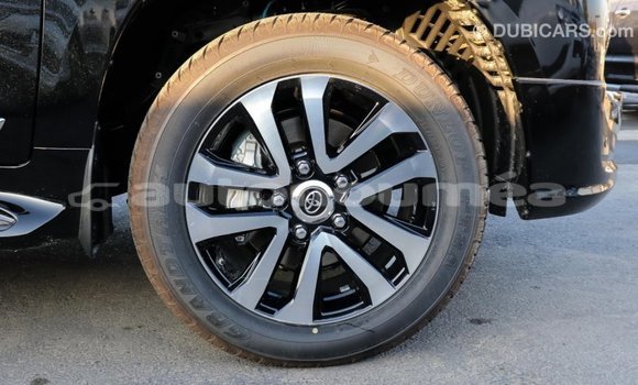 Buy Import Toyota Land Cruiser Black Car in Import - Dubai in Iles Buy Import Toyota Land Cruiser Black Car in Import - Dubai in Iles