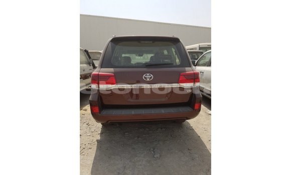 Acheter Import Voiture Toyota Land Cruiser Marron à Import - Dubai, Iles Acheter Import Voiture Toyota Land Cruiser Marron à Import - Dubai, Iles