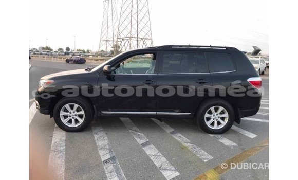 Acheter Import Voiture Toyota Highlander Noir à Import - Dubai, Iles Acheter Import Voiture Toyota Highlander Noir à Import - Dubai, Iles