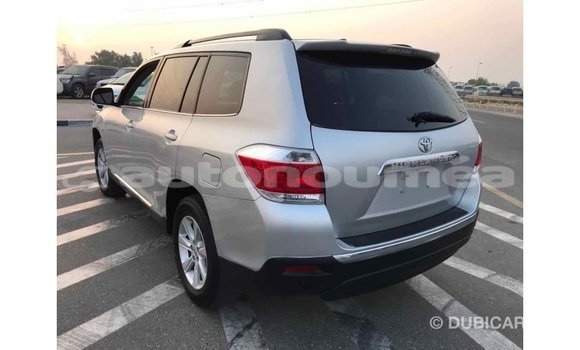 Acheter Import Voiture Toyota Highlander Autre à Import - Dubai, Iles Acheter Import Voiture Toyota Highlander Autre à Import - Dubai, Iles