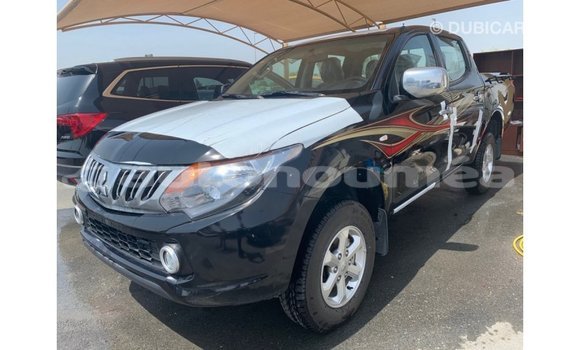 Buy Import Mitsubishi L200 Black Car in Import - Dubai in Iles Buy Import Mitsubishi L200 Black Car in Import - Dubai in Iles