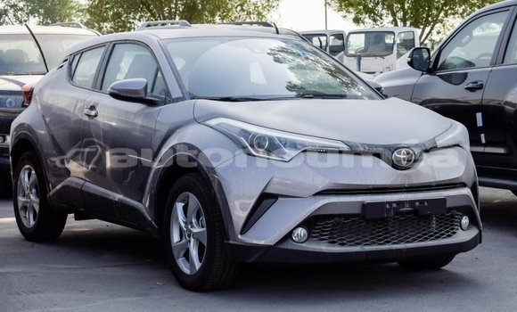 Acheter Import Voiture Toyota C-HR Autre à Import - Dubai, Iles Acheter Import Voiture Toyota C-HR Autre à Import - Dubai, Iles