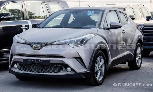 Acheter Import Voiture Toyota C-HR Autre à Import - Dubai, Iles Acheter Import Voiture Toyota C-HR Autre à Import - Dubai, Iles
