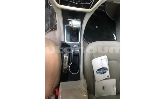 Buy Import Geely Emgrand 7 White Car in Import - Dubai in Iles Buy Import Geely Emgrand 7 White Car in Import - Dubai in Iles