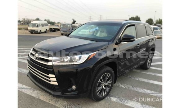 Acheter Import Voiture Toyota Highlander Noir à Import - Dubai, Iles Acheter Import Voiture Toyota Highlander Noir à Import - Dubai, Iles