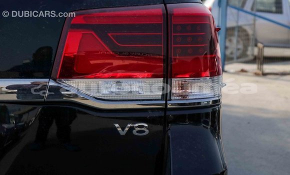 Acheter Import Voiture Toyota Land Cruiser Noir à Import - Dubai, Iles Acheter Import Voiture Toyota Land Cruiser Noir à Import - Dubai, Iles