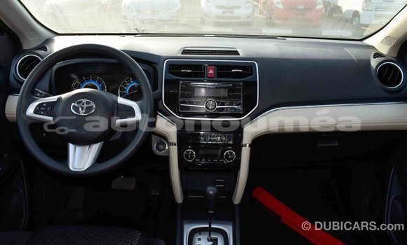 Acheter Import Voiture Toyota Rush Rouge à Import - Dubai, Iles Acheter Import Voiture Toyota Rush Rouge à Import - Dubai, Iles