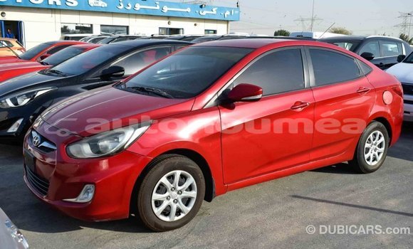 Acheter Import Voiture Hyundai Accent Rouge à Import - Dubai, Iles Acheter Import Voiture Hyundai Accent Rouge à Import - Dubai, Iles