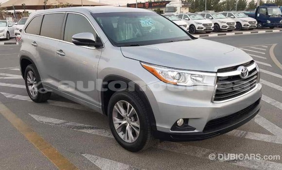 Acheter Import Voiture Toyota Highlander Autre à Import - Dubai, Iles Acheter Import Voiture Toyota Highlander Autre à Import - Dubai, Iles