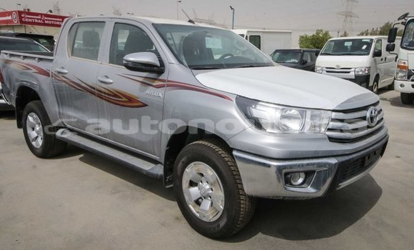 Acheter Import Voiture Toyota Hilux Autre à Import - Dubai, Iles Acheter Import Voiture Toyota Hilux Autre à Import - Dubai, Iles