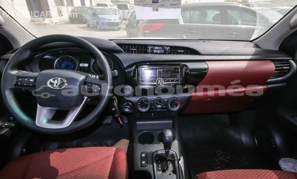 Acheter Import Voiture Toyota Hilux Autre à Import - Dubai, Iles Acheter Import Voiture Toyota Hilux Autre à Import - Dubai, Iles