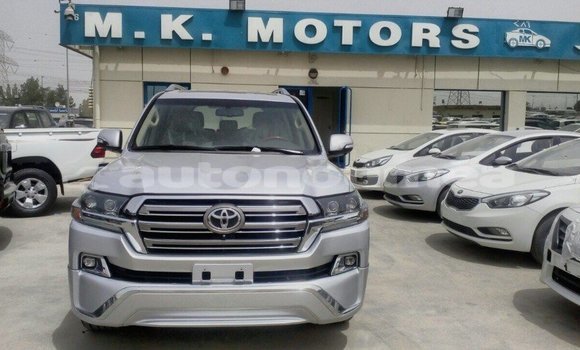 Acheter Import Voiture Toyota Land Cruiser Autre à Import - Dubai, Iles Acheter Import Voiture Toyota Land Cruiser Autre à Import - Dubai, Iles