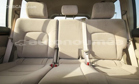 Acheter Import Voiture Toyota Land Cruiser Noir à Import - Dubai, Iles Acheter Import Voiture Toyota Land Cruiser Noir à Import - Dubai, Iles