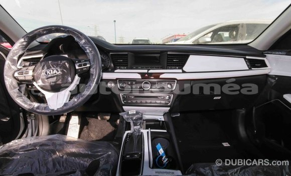Acheter Import Voiture Kia Cadenza Autre à Import - Dubai, Iles Acheter Import Voiture Kia Cadenza Autre à Import - Dubai, Iles