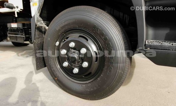 Acheter Import Voiture Hyundai Accent Blanc à Import - Dubai, Iles Acheter Import Voiture Hyundai Accent Blanc à Import - Dubai, Iles