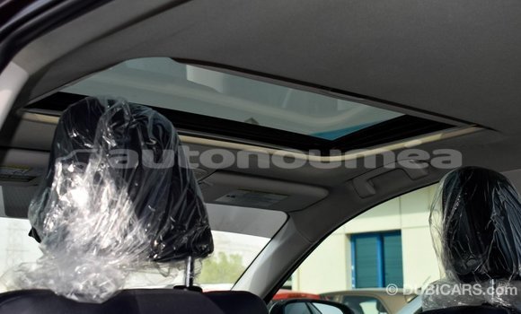 Buy Import Toyota HiAce Other Truck in Import - Dubai in Iles Buy Import Toyota HiAce Other Truck in Import - Dubai in Iles