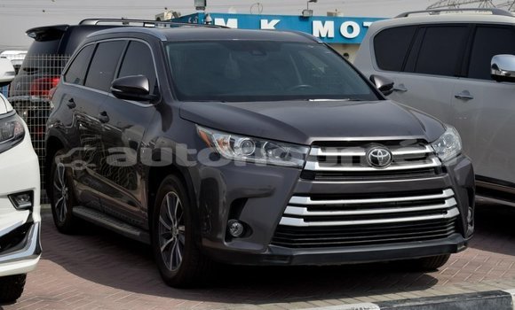 Acheter Import Voiture Toyota Highlander Autre à Import - Dubai, Iles Acheter Import Voiture Toyota Highlander Autre à Import - Dubai, Iles