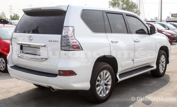 Acheter Import Voiture Lexus GX Blanc à Import - Dubai, Iles Acheter Import Voiture Lexus GX Blanc à Import - Dubai, Iles