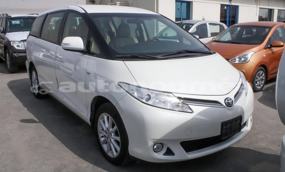 Acheter Import Voiture Toyota Previa Blanc à Import - Dubai, Iles Acheter Import Voiture Toyota Previa Blanc à Import - Dubai, Iles