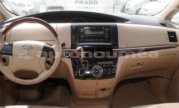 Acheter Import Voiture Toyota Previa Blanc à Import - Dubai, Iles Acheter Import Voiture Toyota Previa Blanc à Import - Dubai, Iles