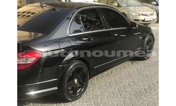 Buy Import Mercedes-Benz 190 (W201) Black Car in Import - Dubai in Iles Buy Import Mercedes-Benz 190 (W201) Black Car in Import - Dubai in Iles