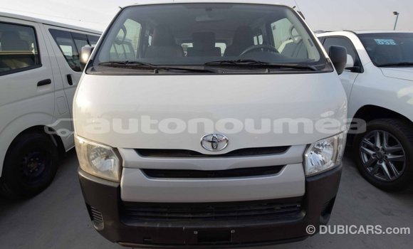 Buy Import Toyota Hiace White Car in Import - Dubai in Iles Buy Import Toyota Hiace White Car in Import - Dubai in Iles
