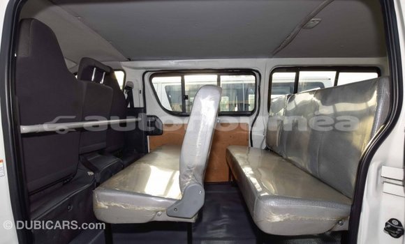 Buy Import Toyota Hiace White Car in Import - Dubai in Iles Buy Import Toyota Hiace White Car in Import - Dubai in Iles