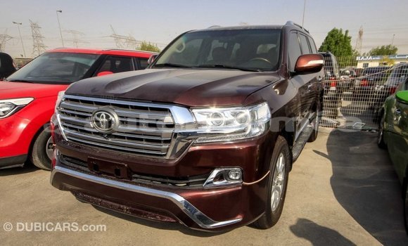 Acheter Import Voiture Toyota Land Cruiser Marron à Import - Dubai, Iles Acheter Import Voiture Toyota Land Cruiser Marron à Import - Dubai, Iles