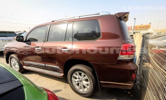 Acheter Import Voiture Toyota Land Cruiser Marron à Import - Dubai, Iles Acheter Import Voiture Toyota Land Cruiser Marron à Import - Dubai, Iles