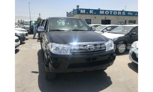 Acheter Import Voiture Toyota Fortuner Noir à Import - Dubai, Iles Acheter Import Voiture Toyota Fortuner Noir à Import - Dubai, Iles