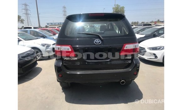 Acheter Import Voiture Toyota Fortuner Noir à Import - Dubai, Iles Acheter Import Voiture Toyota Fortuner Noir à Import - Dubai, Iles