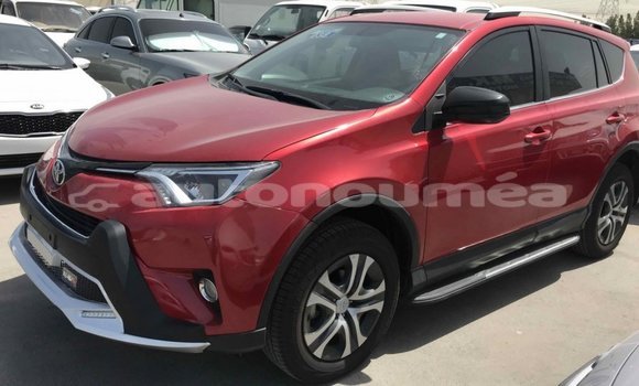 Acheter Import Utilitaire Toyota HiAce Rouge à Import - Dubai, Iles Acheter Import Utilitaire Toyota HiAce Rouge à Import - Dubai, Iles