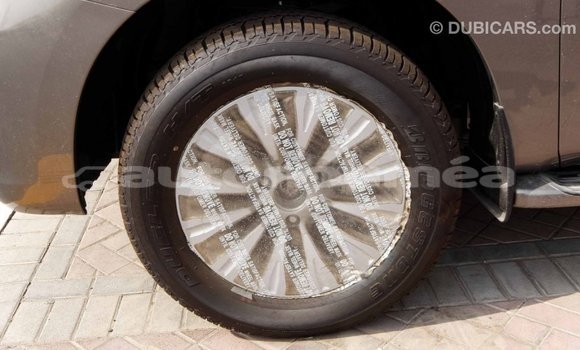 Acheter Import Voiture Nissan Patrol Marron à Import - Dubai, Iles Acheter Import Voiture Nissan Patrol Marron à Import - Dubai, Iles