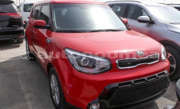 Acheter Import Voiture Kia Soul Rouge à Import - Dubai, Iles Acheter Import Voiture Kia Soul Rouge à Import - Dubai, Iles