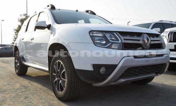 Acheter Import Voiture Renault Duster Blanc à Import - Dubai, Iles Acheter Import Voiture Renault Duster Blanc à Import - Dubai, Iles