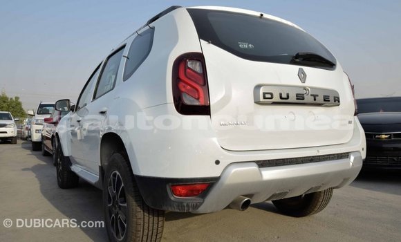 Acheter Import Voiture Renault Duster Blanc à Import - Dubai, Iles Acheter Import Voiture Renault Duster Blanc à Import - Dubai, Iles
