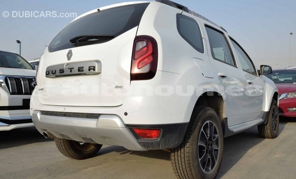 Acheter Import Voiture Renault Duster Blanc à Import - Dubai, Iles Acheter Import Voiture Renault Duster Blanc à Import - Dubai, Iles