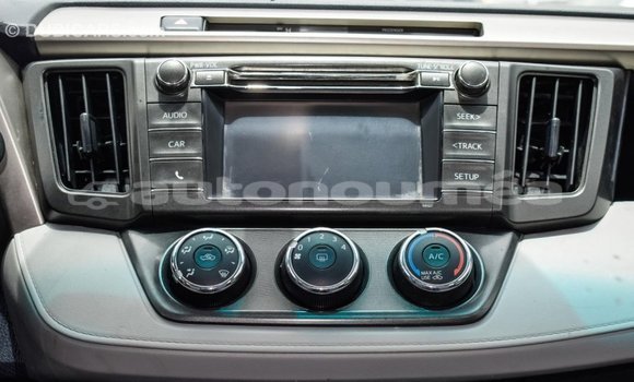 Acheter Import Utilitaire Toyota HiAce Bleu à Import - Dubai, Iles Acheter Import Utilitaire Toyota HiAce Bleu à Import - Dubai, Iles