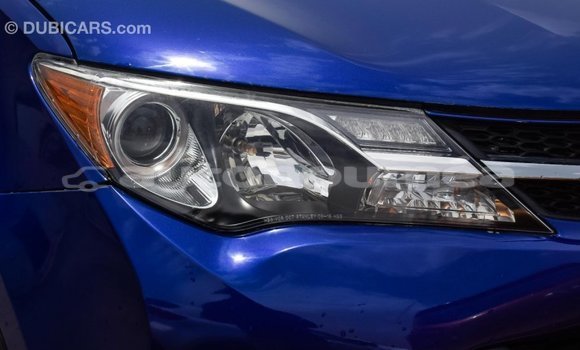 Acheter Import Utilitaire Toyota HiAce Bleu à Import - Dubai, Iles Acheter Import Utilitaire Toyota HiAce Bleu à Import - Dubai, Iles