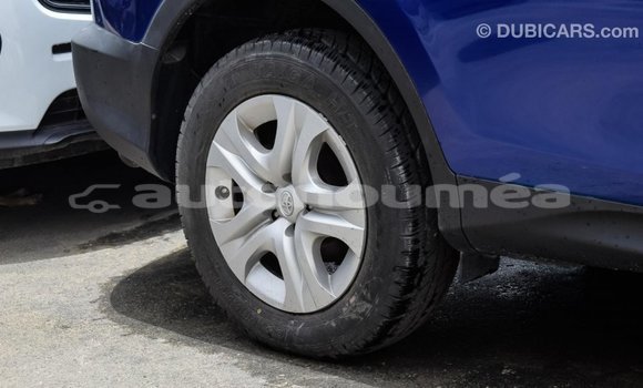 Acheter Import Utilitaire Toyota HiAce Bleu à Import - Dubai, Iles Acheter Import Utilitaire Toyota HiAce Bleu à Import - Dubai, Iles