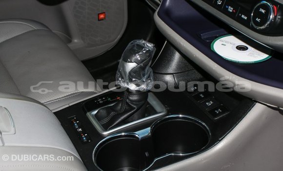 Acheter Import Voiture Toyota Highlander Autre à Import - Dubai, Iles Acheter Import Voiture Toyota Highlander Autre à Import - Dubai, Iles