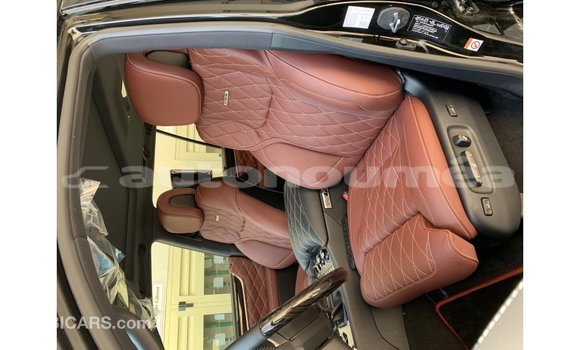 Acheter Import Voiture Lexus LX Noir à Import - Dubai, Iles Acheter Import Voiture Lexus LX Noir à Import - Dubai, Iles