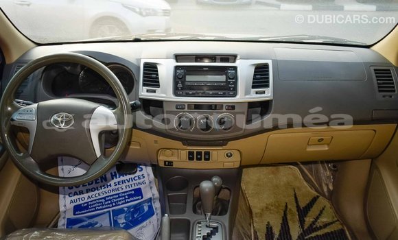 Acheter Import Voiture Toyota Fortuner Noir à Import - Dubai, Iles Acheter Import Voiture Toyota Fortuner Noir à Import - Dubai, Iles