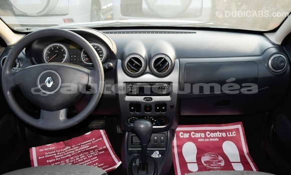 Acheter Import Voiture Renault Duster Blanc à Import - Dubai, Iles Acheter Import Voiture Renault Duster Blanc à Import - Dubai, Iles