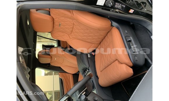 Acheter Import Voiture Lexus LX Noir à Import - Dubai, Iles Acheter Import Voiture Lexus LX Noir à Import - Dubai, Iles