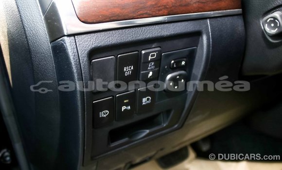 Acheter Import Voiture Toyota Land Cruiser Noir à Import - Dubai, Iles Acheter Import Voiture Toyota Land Cruiser Noir à Import - Dubai, Iles